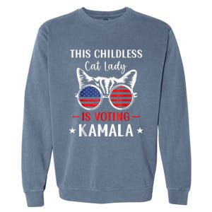 This Childless Cat Lady Ladies Is Voting Kamala Voting Kamala Election 2024 Garment-Dyed Sweatshirt