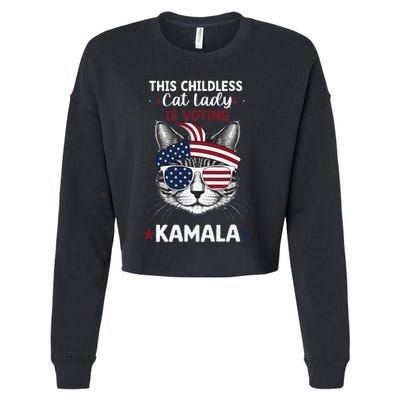 This Childless Cat Lady Ladies Is Voting Kamala Election 24 Cropped Pullover Crew