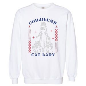 This Childless Cat Lady Ladies Is Voting Retro 2024 Usa Garment-Dyed Sweatshirt