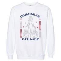 This Childless Cat Lady Ladies Is Voting Retro 2024 Usa Garment-Dyed Sweatshirt