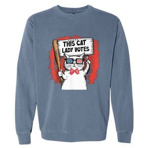 This Cat Lady Votes President Election Vote Cute Cat Kamala President 2024 Garment-Dyed Sweatshirt