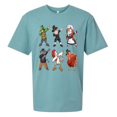 Turkey Dabbing Dance: A Hilarious Thanksgiving Cute Gift Sueded Cloud Jersey T-Shirt