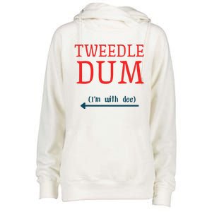 Tweedle Dum IM With Dee Couple & Friends Funny Lazy Costume Gift Womens Funnel Neck Pullover Hood