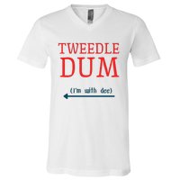 Tweedle Dum IM With Dee Couple & Friends Funny Lazy Costume Gift V-Neck T-Shirt