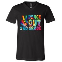 tie dye peace out second grade cute last day of 2nd grade V-Neck T-Shirt