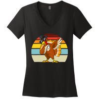 Turkey Day Thanksgiving Dabbing Pilgrim Vintage Retro Women's V-Neck T-Shirt