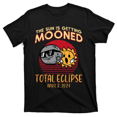 Total Eclipse Sun Getting Mooned April 8 2024 T-Shirt