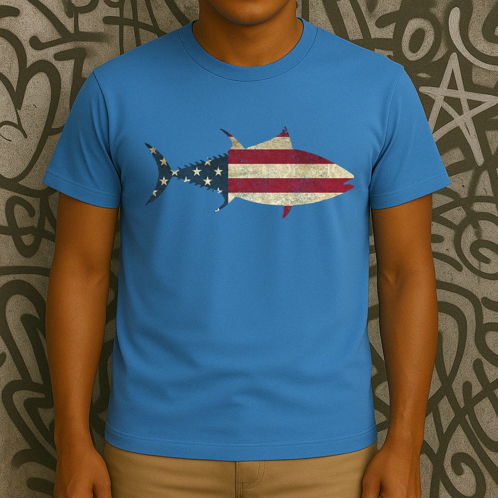Tuna Fishing American Flag Vintage Patriotic Fisherman Gift Great Gift T-Shirt