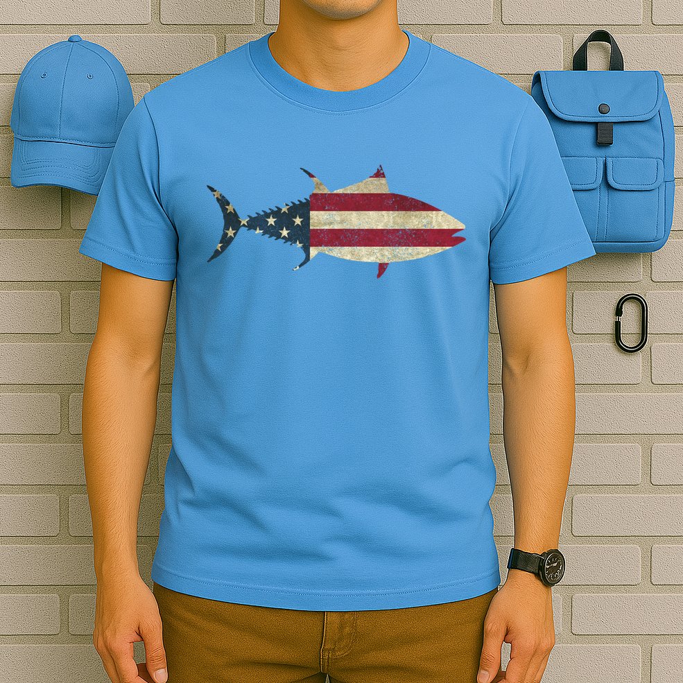 Tuna Fishing American Flag Vintage Patriotic Fisherman Gift Great Gift T-Shirt