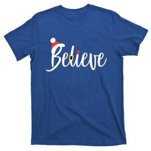 This Family Believes In The Magic Of Christmas Gift T-Shirt