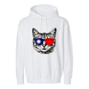 Taiwanese Flag Cat Owner Souvenirs Garment-Dyed Fleece Hoodie