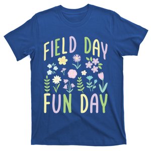 Teacher Field Day Fun Day Gift T-Shirt