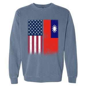 Taiwanese Flag Gift Usa And Taiwan Flags Proud Taiwan Gift Garment-Dyed Sweatshirt