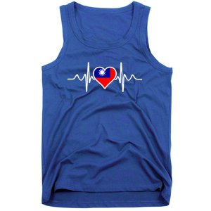 Taiwan Flag Heart Taiwan Funny Gift Love Taiwan Meaningful Gift Tank Top