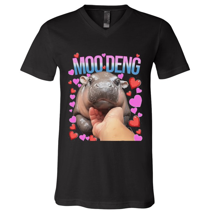 The Famous Moo Deng Pygmy Baby Hippo Moo Deng Cute Moodeng V-Neck T-Shirt