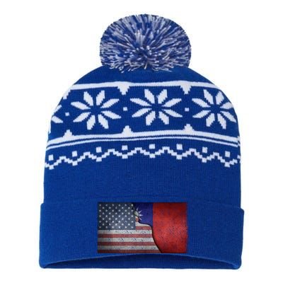 Taiwan Flag Usa Taiwanese Roots Half American Pride Taiwan Great Gift USA-Made Snowflake Beanie