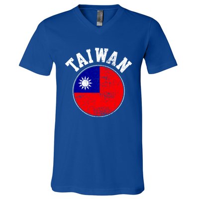 Taiwan Flag Vintage Gift V-Neck T-Shirt