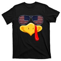 Turkey Face with Glasses Vintage Usa Flag for Thanksgiving  T-Shirt