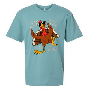 Turkey Gravy Beans And Rolls Casserole Funny Thanksgiving Sueded Cloud Jersey T-Shirt