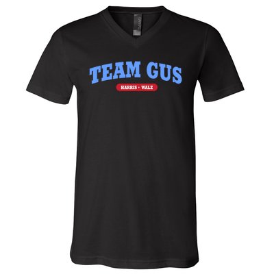 Team Gus IM Voting For Gus Walz Dad V-Neck T-Shirt