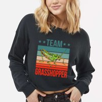 Team Grasshopper Locust Entomologist Insect Grasshopper Cropped Pullover Crew