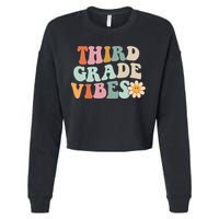 Third Grade Vibes 3rd Grade Retro Gnoovy Back To School Cropped Pullover Crew