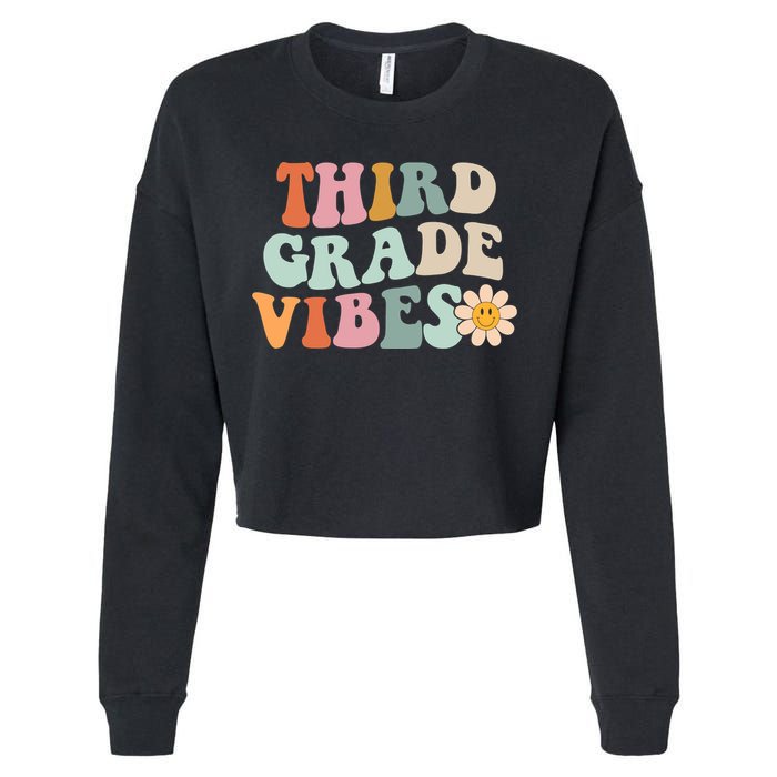Third Grade Vibes 3rd Grade Retro Gnoovy Back To School Cropped Pullover Crew