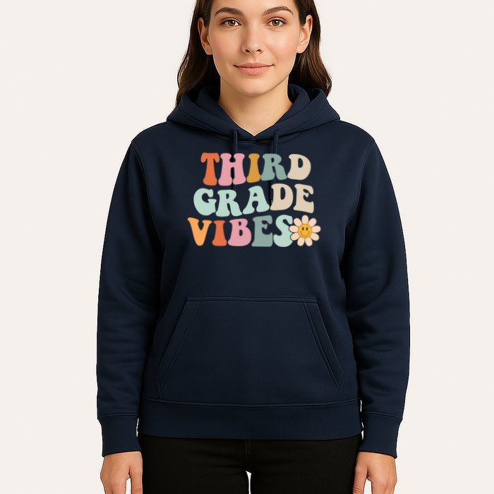Third Grade Vibes 3rd Grade Retro Gnoovy Back To School Hoodie