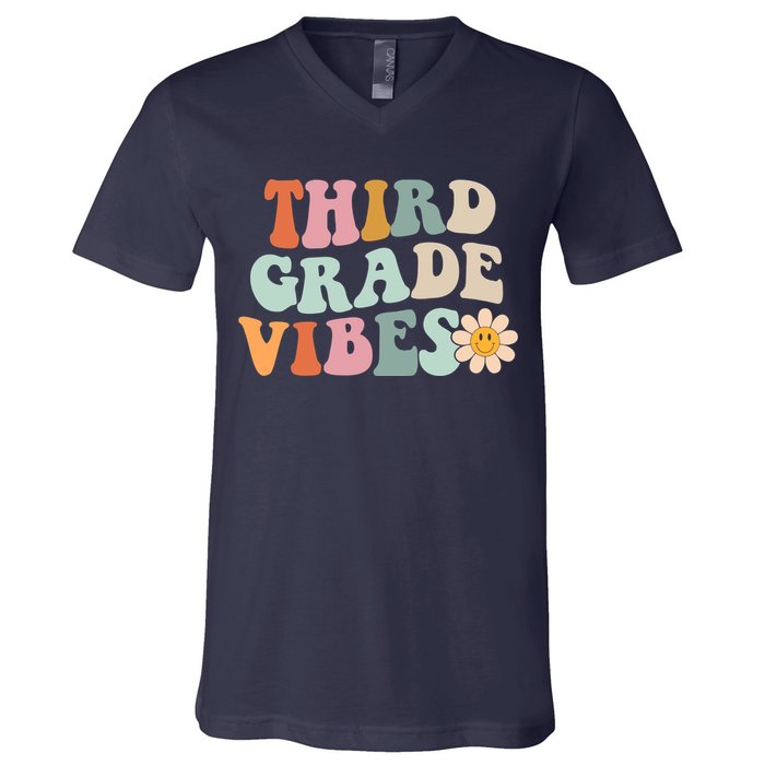 Third Grade Vibes 3rd Grade Retro Gnoovy Back To School V-Neck T-Shirt