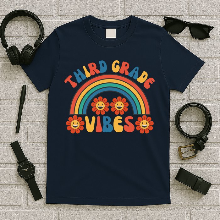 Third Grade Vibes Retro Groovy Third First Day Of School T-Shirt