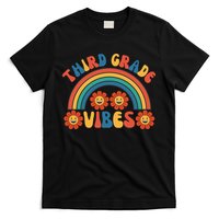 Third Grade Vibes Retro Groovy Third First Day Of School T-Shirt