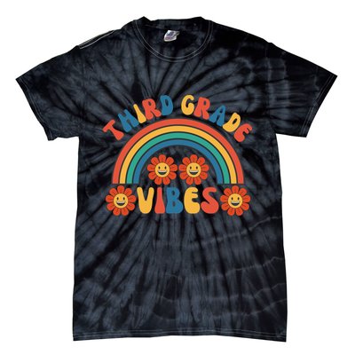 Third Grade Vibes Retro Groovy Third First Day Of School Tie-Dye T-Shirt