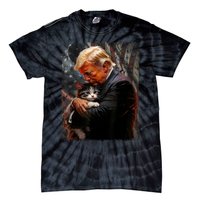 Trump Hugging An Orange Cat 2024 Make Cats Safe Again Tie-Dye T-Shirt