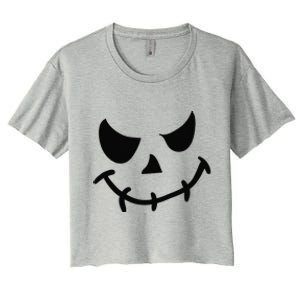 The Haunting Face Of Terror. Halloween Women's Crop Top Tee