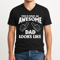 This is What an Awesome Dad Looks Like V-Neck T-Shirt