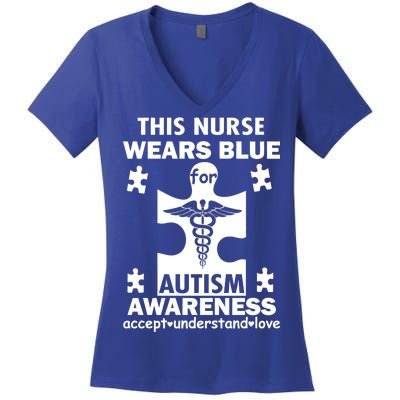 This Nurse Wears Blue For Autism Awareness Women's V-Neck T-Shirt