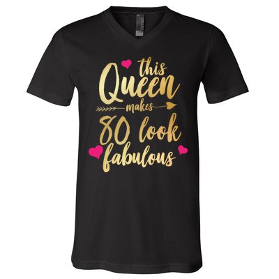 This Queen Makes 80 Look Fabulous V-Neck T-Shirt