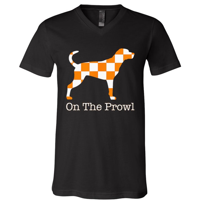 Tennessee Hound On The Prowl Vol Dog Knoxville Fan Game Gift V-Neck T-Shirt