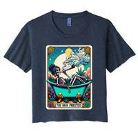 The High Priest.Ess Retro Skeleton Marijuana Weed Tarot Card Women's Crop Top Tee