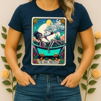 The High Priest.Ess Retro Skeleton Marijuana Weed Tarot Card Womens T-Shirt