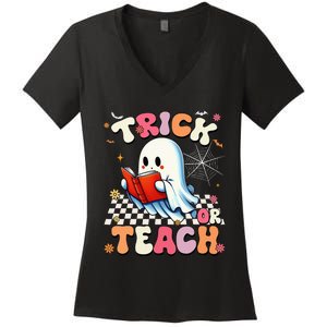 Teacher Halloween Retro Trick Or Teach Floral Ghost Women's V-Neck T-Shirt