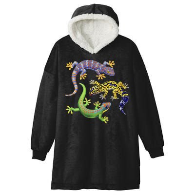 Three Geckos Hooded Wearable Blanket