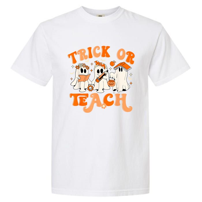 Teacher Halloween Trick Or Teach Retro Groovy Floral Ghost Garment-Dyed Heavyweight T-Shirt