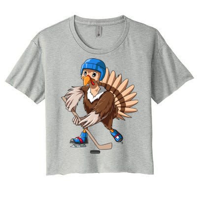 Turkey Hockey Thanksgiving Turkey Playing Hockey Turkey Gift Women's Crop Top Tee