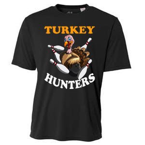 Turkey Hunters Turkey Thanksgiving Bowling Bahn Bowling Cooling Performance Crew T-Shirt