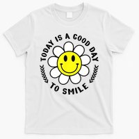 Today Is A Good Day To Smile Yellow Smiley Face T-Shirt