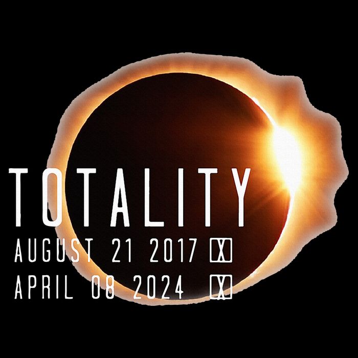 Twice in a Lifetime Totality Solar Eclipse 2017 & 2024 Tall T-Shirt