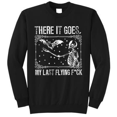 There It Goes My Last Flying Funny Halloween Skeleton Bat Sweatshirt