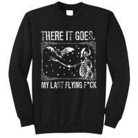 There It Goes My Last Flying Funny Halloween Skeleton Bat Sweatshirt