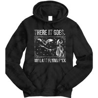 There It Goes My Last Flying Funny Halloween Skeleton Bat Tie Dye Hoodie